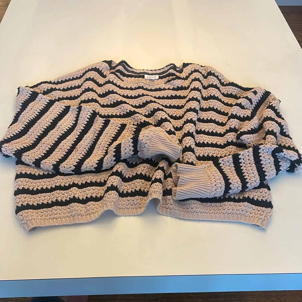 LELIS Sweater